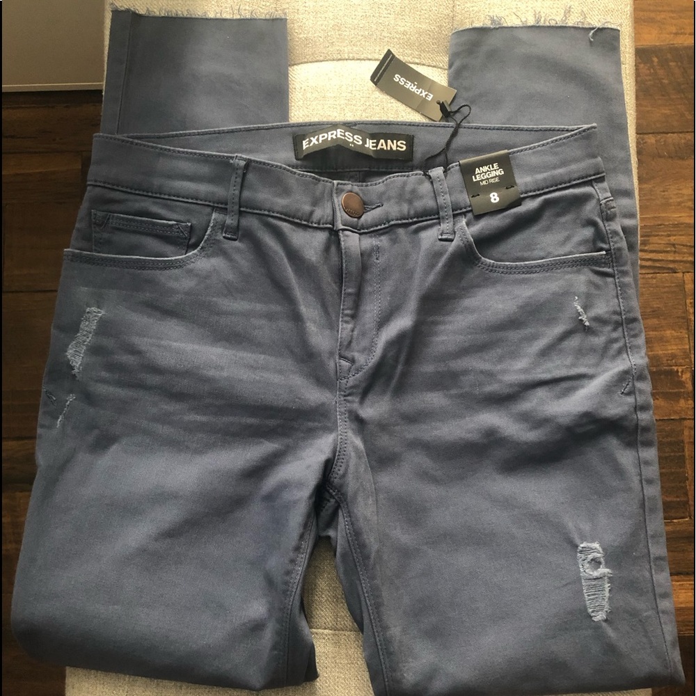 Express Ankle Legging